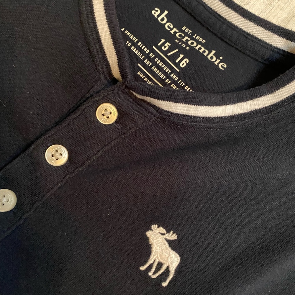 Abercrombie Kid’s Size 15/16 Navy